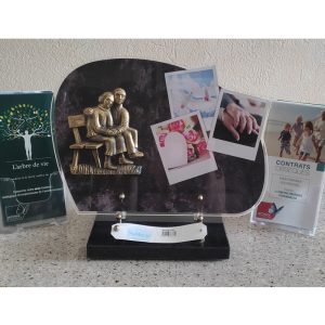 Plaque sur un banc 25X35